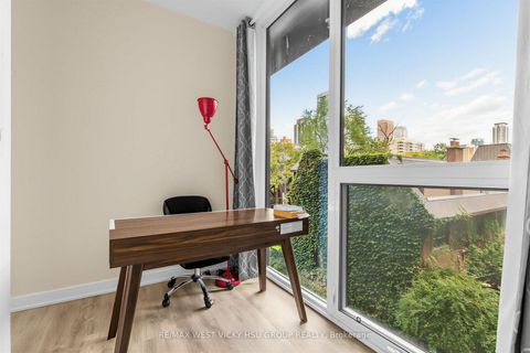 Photo 17 at 305 - 17 Dundonald Street, Yonge Corridor, Toronto