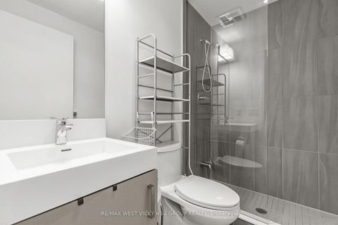 Photo 19 at 305 - 17 Dundonald Street, Yonge Corridor, Toronto