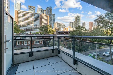 Photo 20 at 305 - 17 Dundonald Street, Yonge Corridor, Toronto