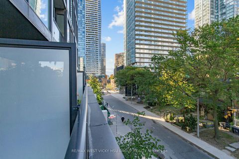 Photo 21 at 305 - 17 Dundonald Street, Yonge Corridor, Toronto