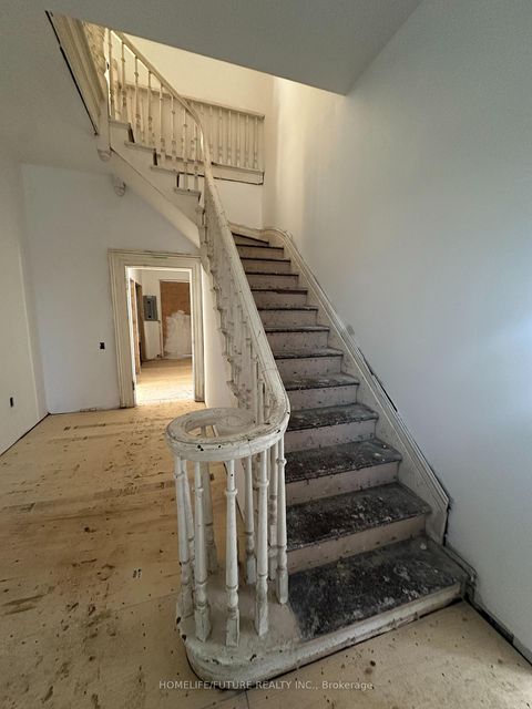 Photo 12 at 64 King Street, Weston, Toronto