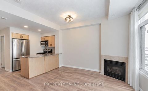 Photo 8 at 178 - 28 Stadium Road, Niagara, Toronto