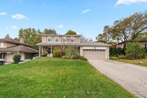 Photo 1 at 26 Averdon Crescent, Donalda, Toronto