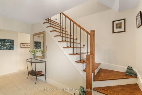 Photo 8 at 26 Averdon Crescent, Donalda, Toronto