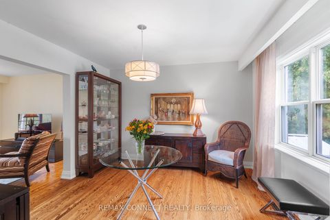 Photo 13 at 26 Averdon Crescent, Donalda, Toronto