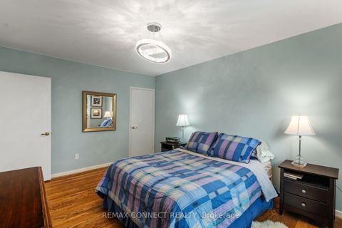 Photo 20 at 26 Averdon Crescent, Donalda, Toronto