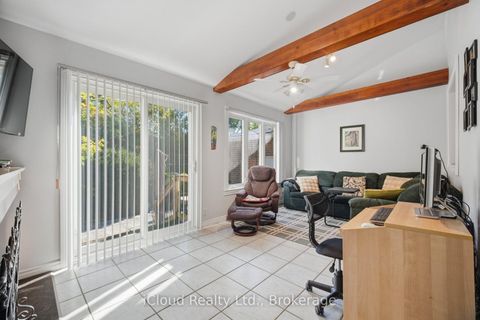 Photo 18 at 52 Bengal Court, Jane Heights, Toronto