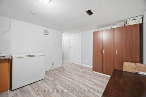 Photo 37 at 52 Bengal Court, Jane Heights, Toronto