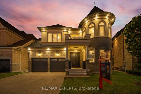 Photo 2 at 91 Woodgate Pines Drive, Kleinburg, Vaughan
