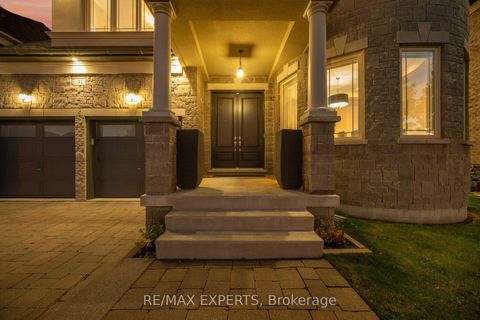 Photo 4 at 91 Woodgate Pines Drive, Kleinburg, Vaughan