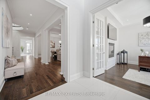 Photo 8 at 91 Woodgate Pines Drive, Kleinburg, Vaughan