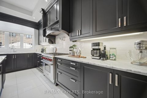 Photo 15 at 91 Woodgate Pines Drive, Kleinburg, Vaughan