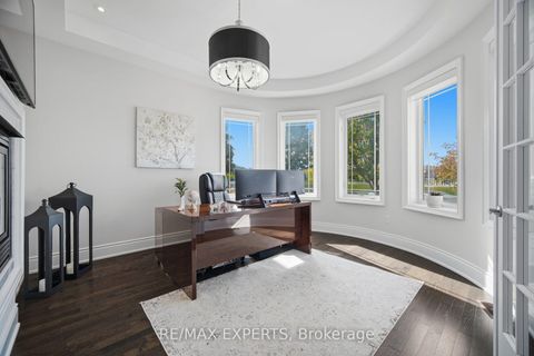 Photo 21 at 91 Woodgate Pines Drive, Kleinburg, Vaughan
