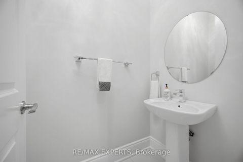 Photo 24 at 91 Woodgate Pines Drive, Kleinburg, Vaughan