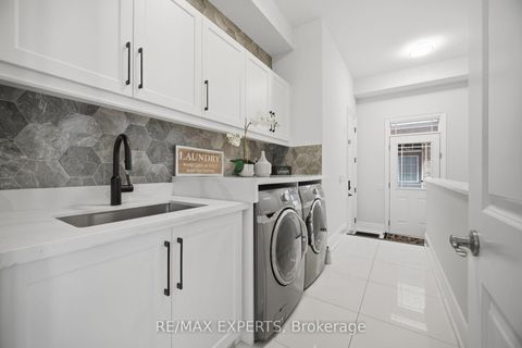 Photo 25 at 91 Woodgate Pines Drive, Kleinburg, Vaughan