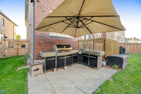 Photo 39 at 91 Woodgate Pines Drive, Kleinburg, Vaughan