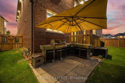 Photo 42 at 91 Woodgate Pines Drive, Kleinburg, Vaughan