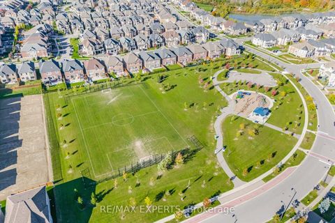 Photo 48 at 91 Woodgate Pines Drive, Kleinburg, Vaughan