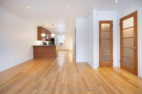 Photo 13 at 725 Indian Road, High Park North, Toronto
