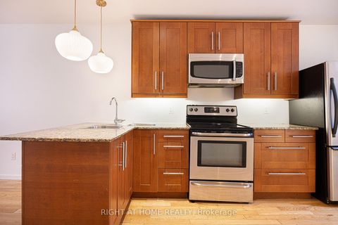 Photo 18 at 725 Indian Road, High Park North, Toronto
