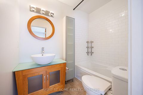 Photo 22 at 725 Indian Road, High Park North, Toronto