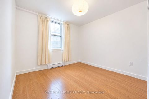 Photo 34 at 725 Indian Road, High Park North, Toronto
