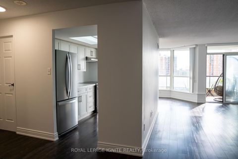 Photo 6 at 1010 - 5 Rowntree Road, Jamestown, Toronto