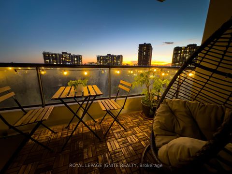 Photo 31 at 1010 - 5 Rowntree Road, Jamestown, Toronto