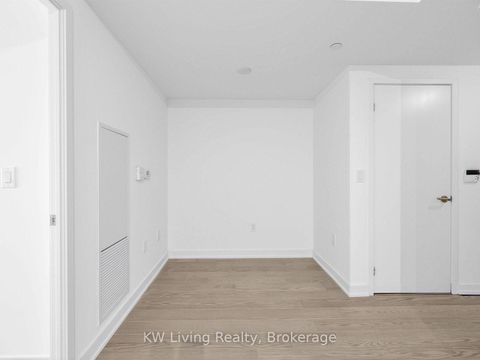 Photo 8 at 1307 - 11 Wellesley Street W, Bay Street Corridor, Toronto