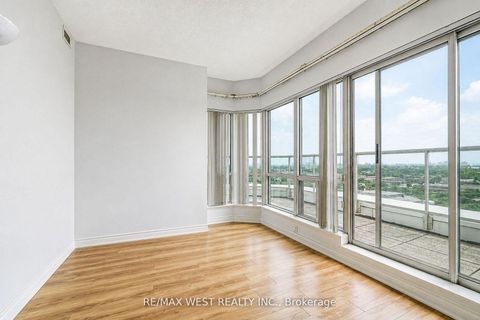 Photo 6 at PH103 - 8 Lee Centre Drive, Woburn, Toronto