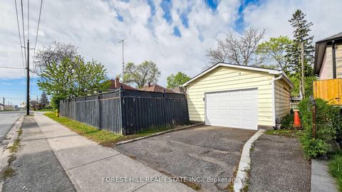 Photo 7 at 2 Ellins Avenue, Smythe, Toronto