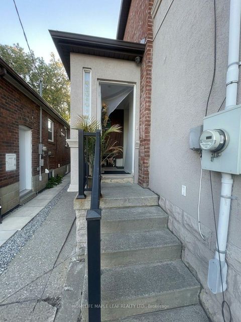 Photo 2 at 600 Oakwood Avenue, Oakwood Village, Toronto