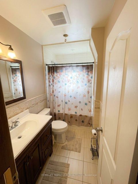 Photo 20 at 600 Oakwood Avenue, Oakwood Village, Toronto