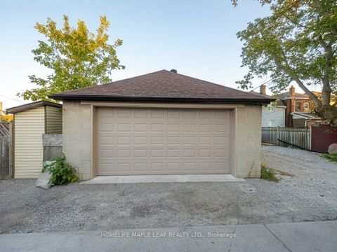 Photo 32 at 600 Oakwood Avenue, Oakwood Village, Toronto