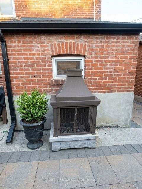 Photo 33 at 600 Oakwood Avenue, Oakwood Village, Toronto