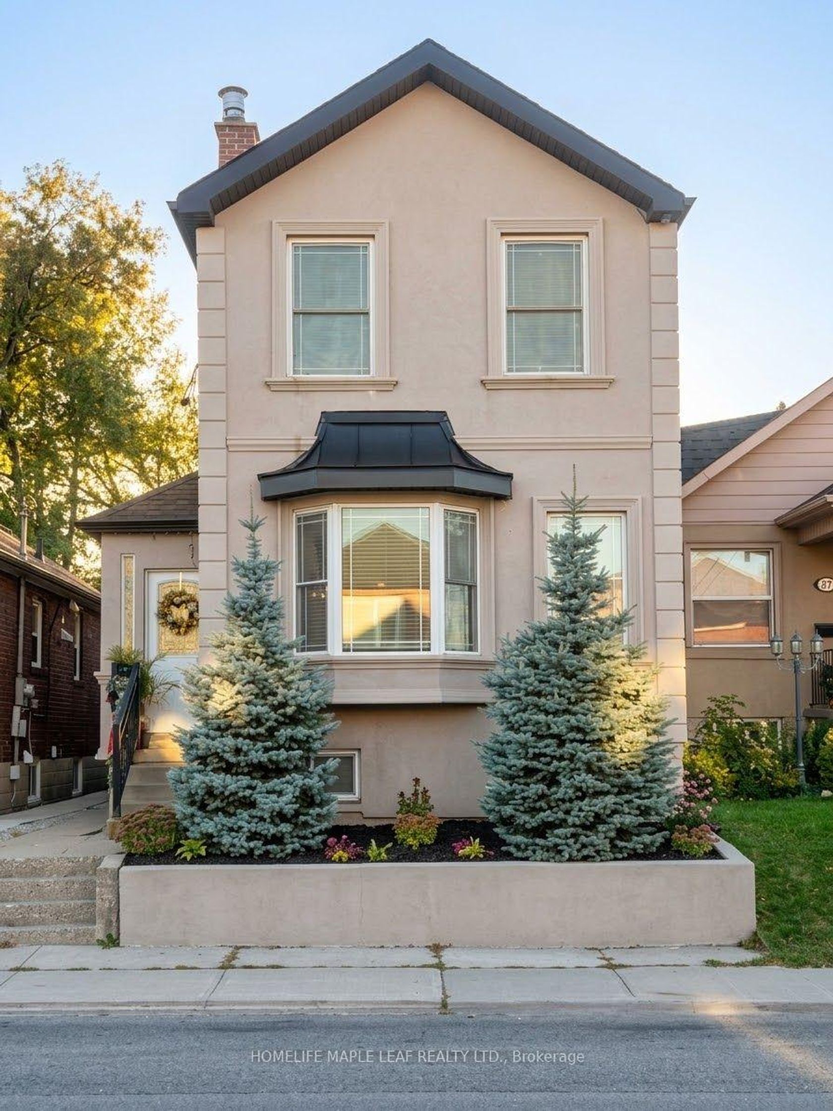 600 Oakwood Avenue, Oakwood Village, Toronto 