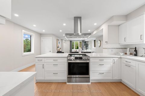 Photo 14 at 3517 St Clair Avenue E, Birchmount, Toronto
