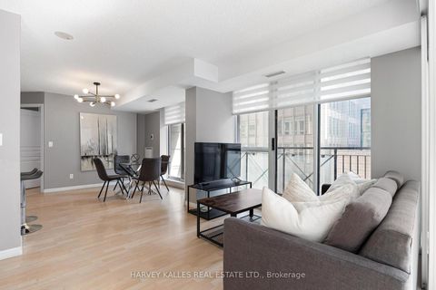 Photo 15 at 515 - 140 Simcoe Street, Waterfront Communities C1, Toronto