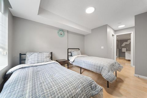 Photo 28 at 515 - 140 Simcoe Street, Waterfront Communities C1, Toronto