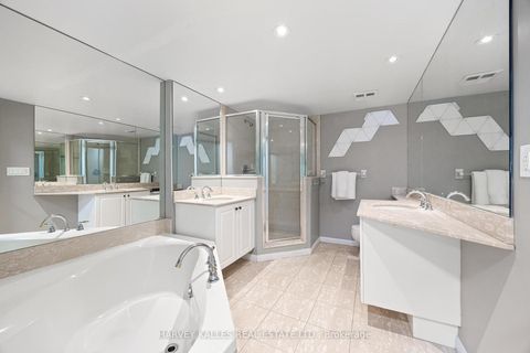 Photo 30 at 515 - 140 Simcoe Street, Waterfront Communities C1, Toronto