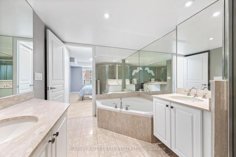 Photo 31 at 515 - 140 Simcoe Street, Waterfront Communities C1, Toronto