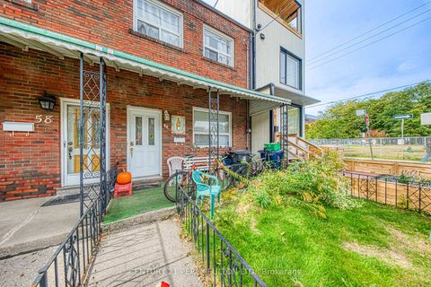 Photo 2 at 60 Fennings Street, Bellwoods, Toronto