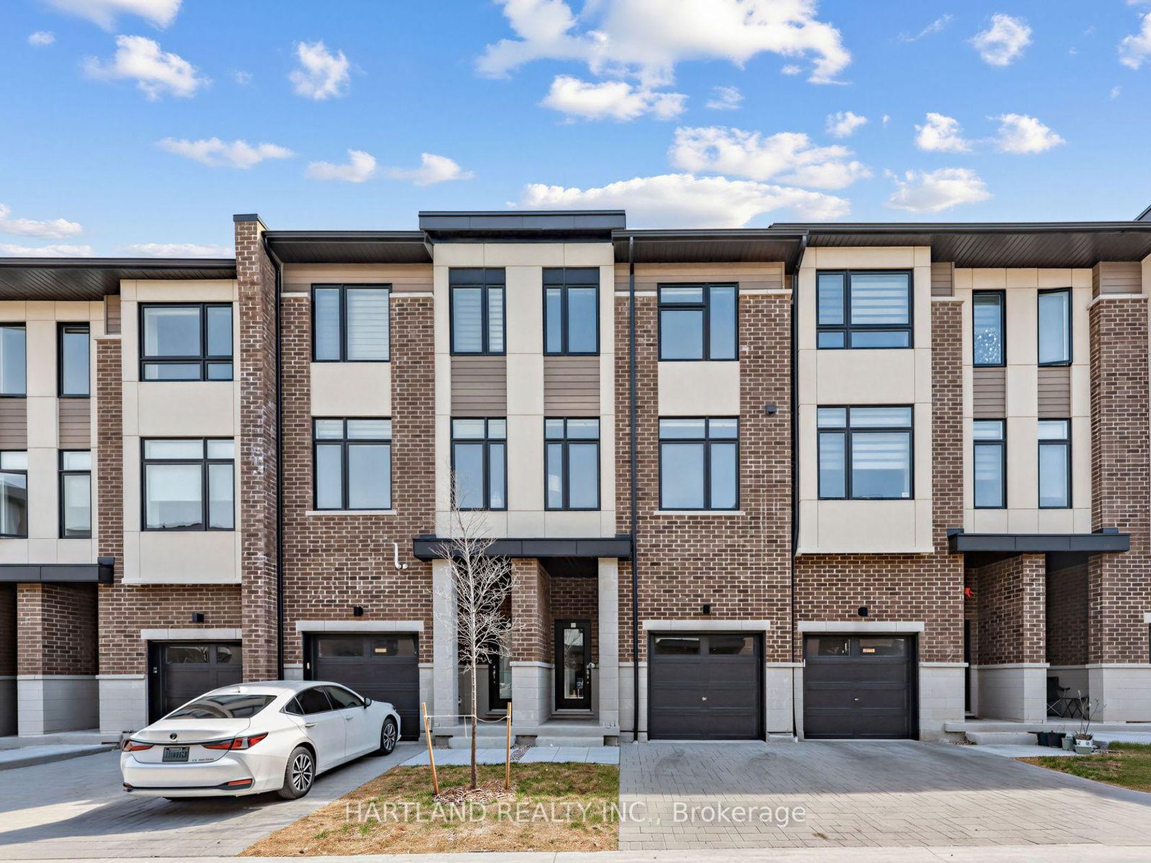 503 - 1695 Dersan Street, Duffin Heights, Pickering 