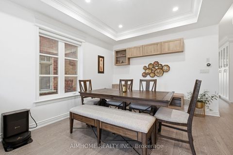 Photo 8 at 15 Calamint Lane, Oak Ridges Lake Wilcox, Richmond Hill