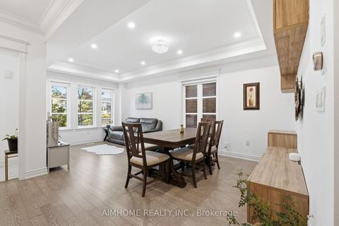 Photo 9 at 15 Calamint Lane, Oak Ridges Lake Wilcox, Richmond Hill