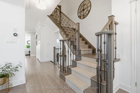 Photo 10 at 15 Calamint Lane, Oak Ridges Lake Wilcox, Richmond Hill