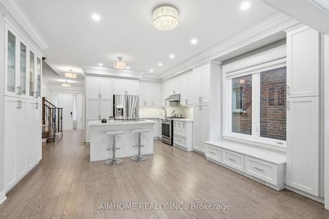 Photo 12 at 15 Calamint Lane, Oak Ridges Lake Wilcox, Richmond Hill
