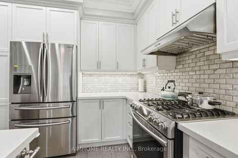 Photo 17 at 15 Calamint Lane, Oak Ridges Lake Wilcox, Richmond Hill