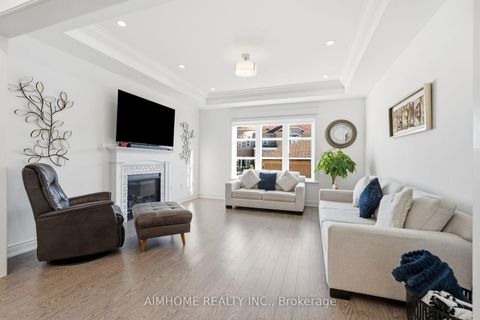 Photo 19 at 15 Calamint Lane, Oak Ridges Lake Wilcox, Richmond Hill