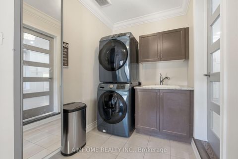 Photo 23 at 15 Calamint Lane, Oak Ridges Lake Wilcox, Richmond Hill